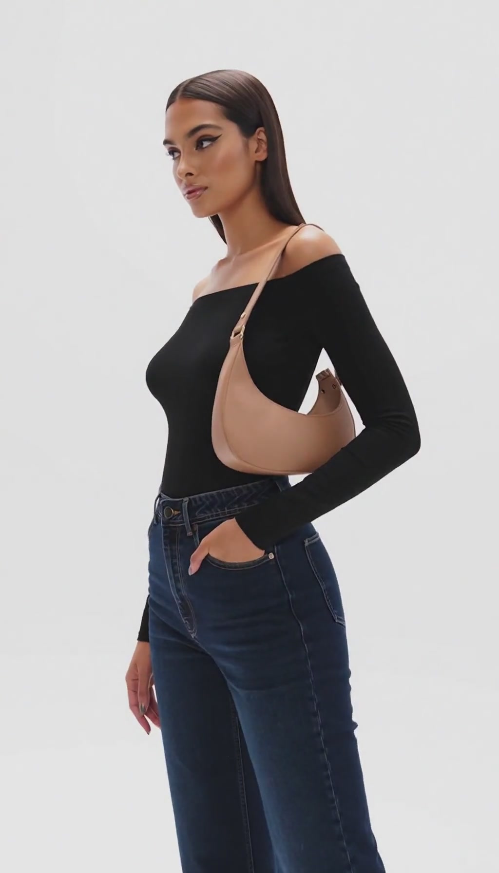 Women's handbag model display