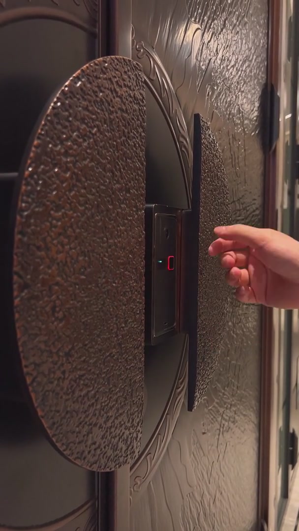 Discover the Hottest Entry Door Trends for 2025 in Home Design!