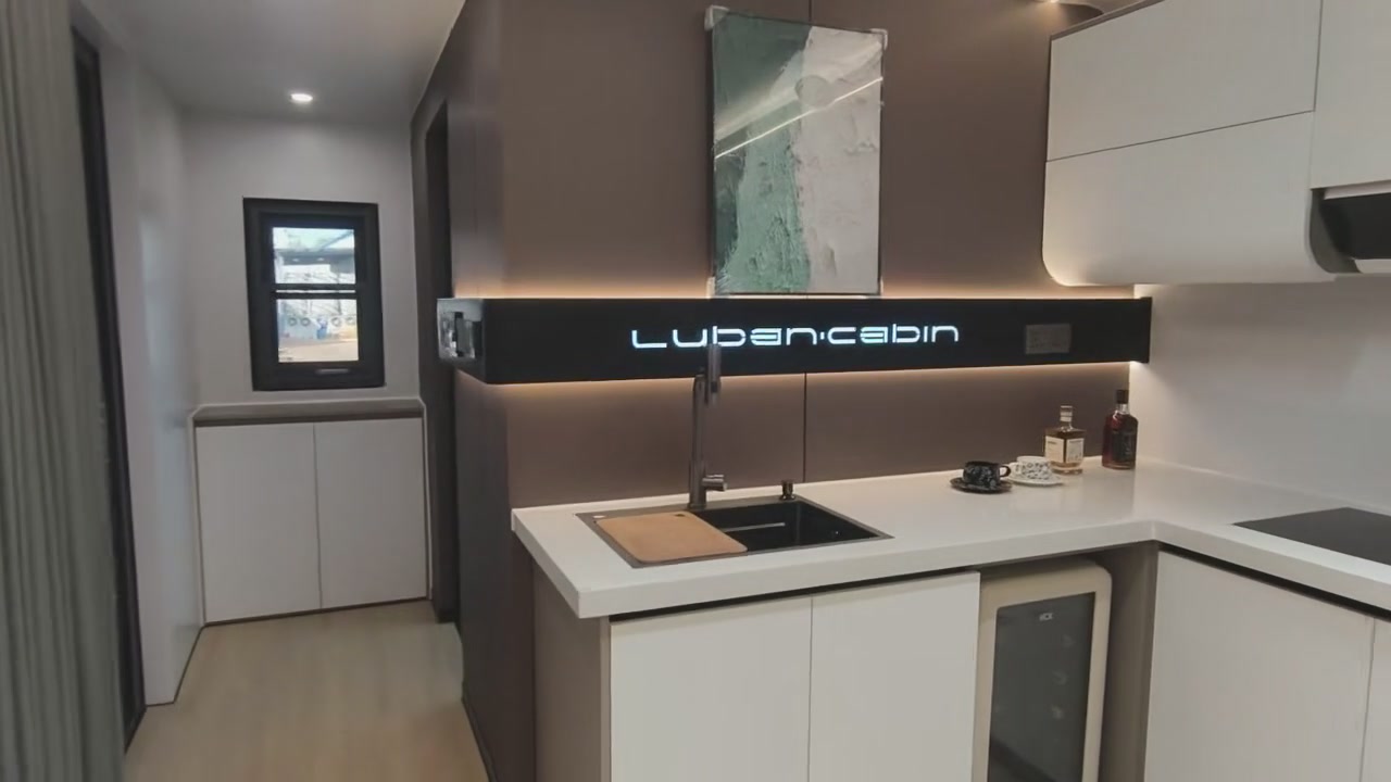 Model Rumah Kapsul S70 – Tata Letak Realistis, Detail Realistis