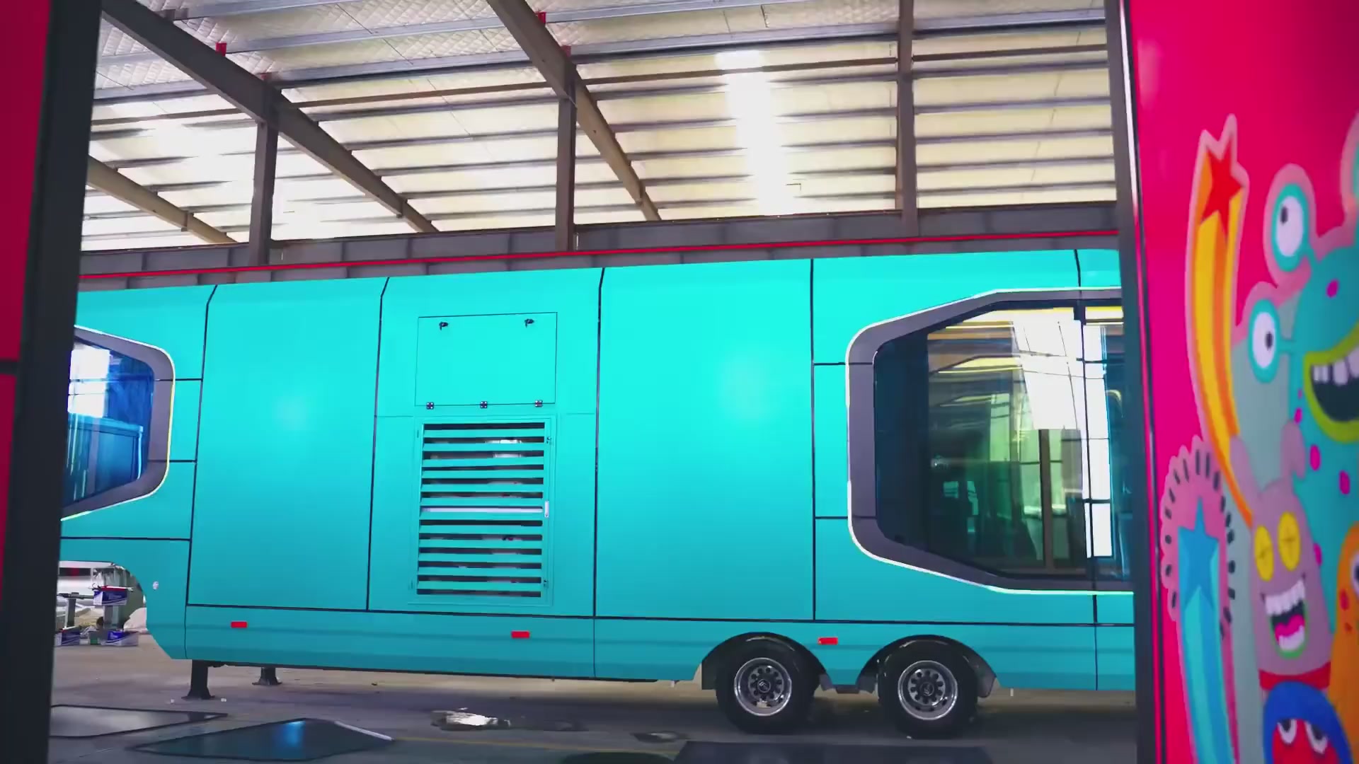 Discover the H70: Your Luxury Mobile Living Pod