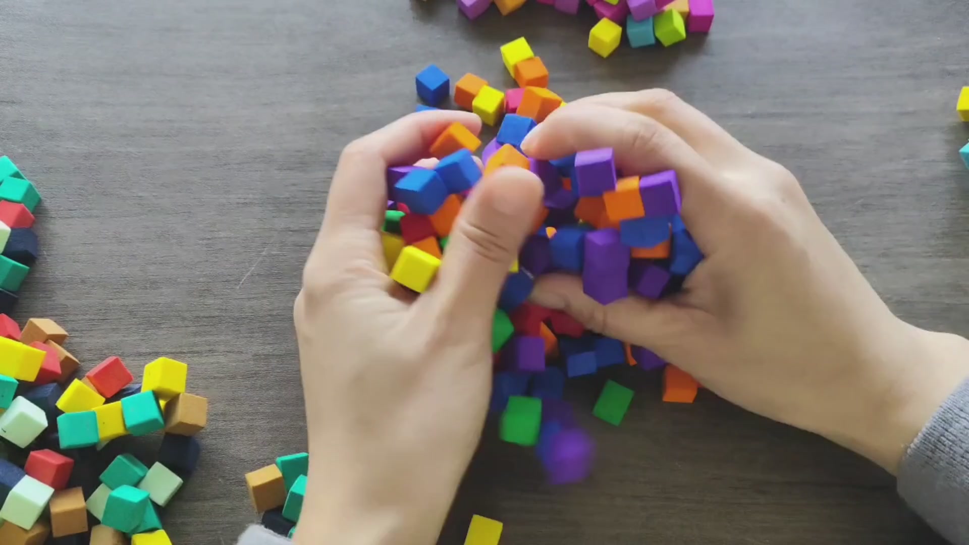 Sticky Cube Block Putty