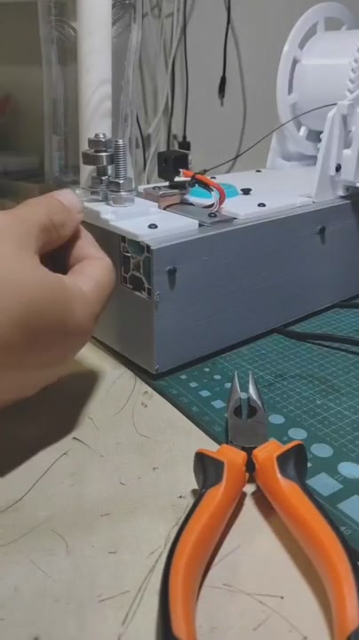 Refilbot